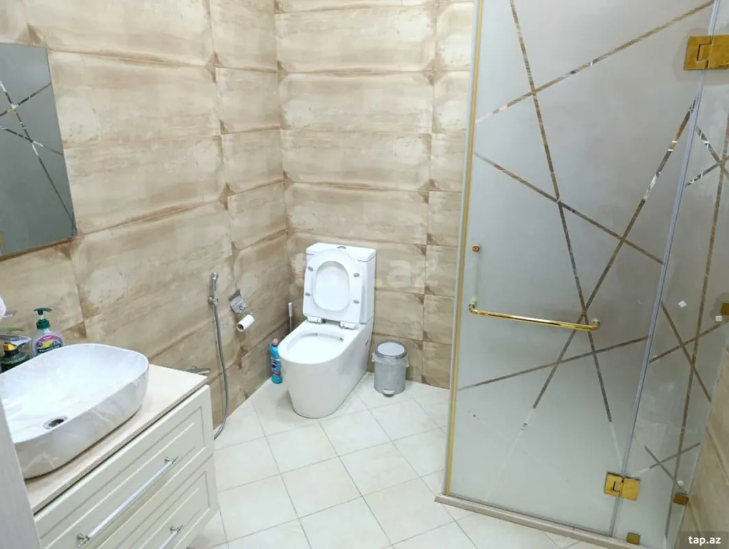 Satılır 5 otaqlı həyət evi 130 m²