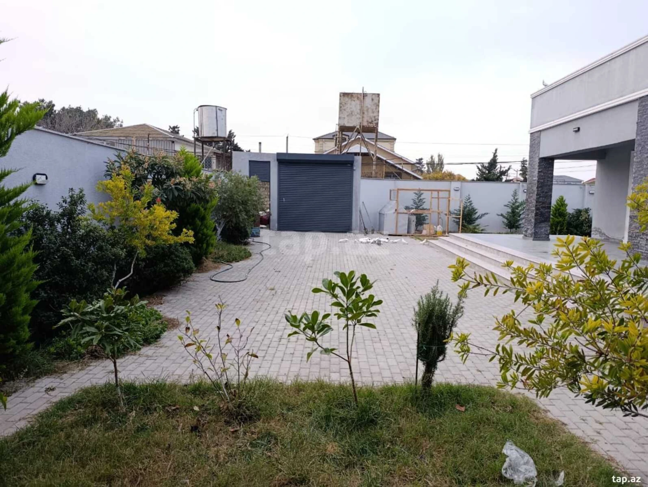 Satılır 5 otaqlı həyət evi 130 m²