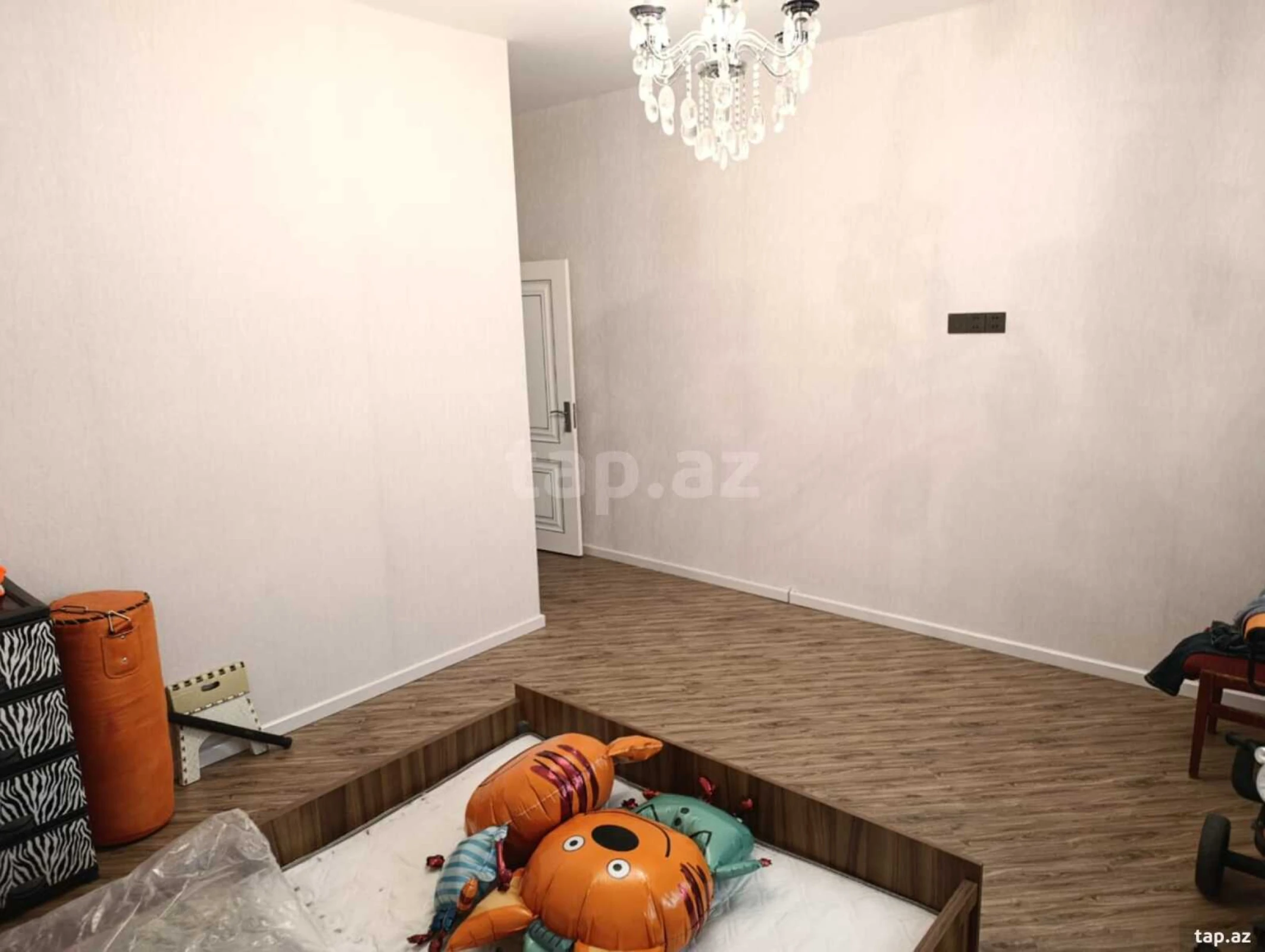 Satılır 5 otaqlı həyət evi 130 m²