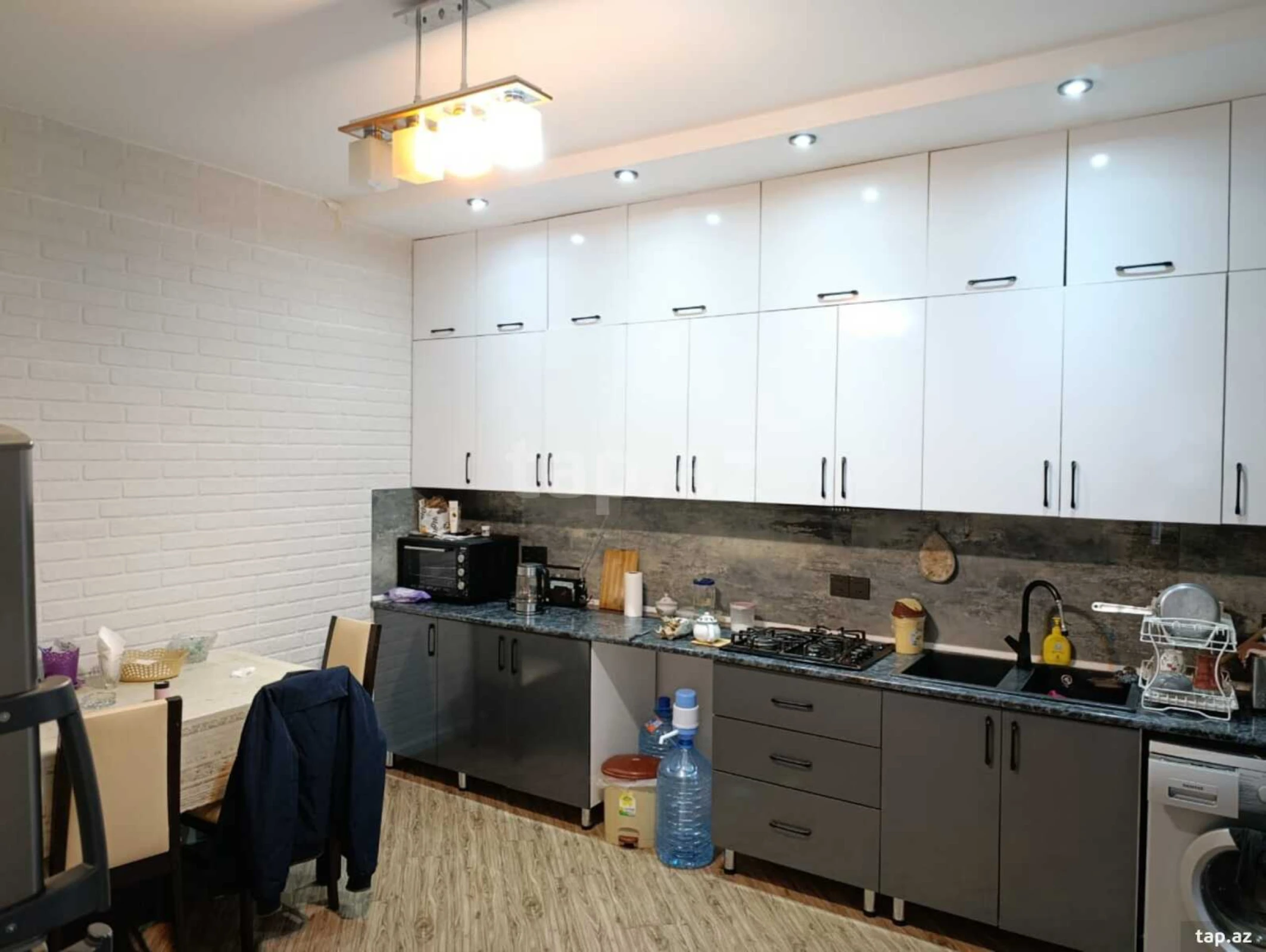 Satılır 5 otaqlı həyət evi 130 m²