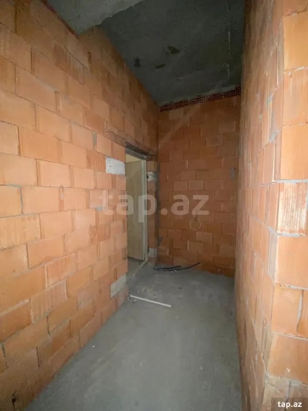 Satılır 2 otaqlı yeni tikili 77 m²