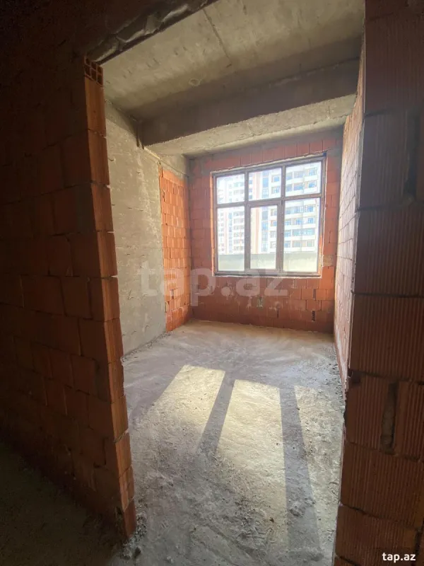 Satılır 2 otaqlı yeni tikili 77 m²