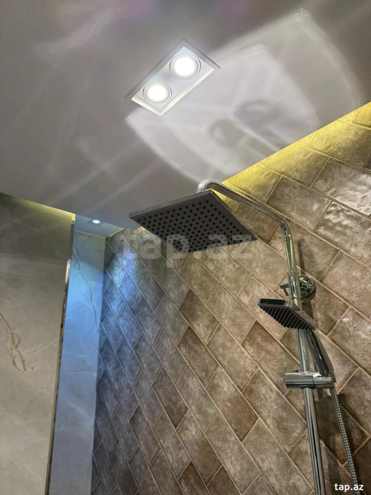 Satılır 4 otaqlı yeni tikili 189 m²