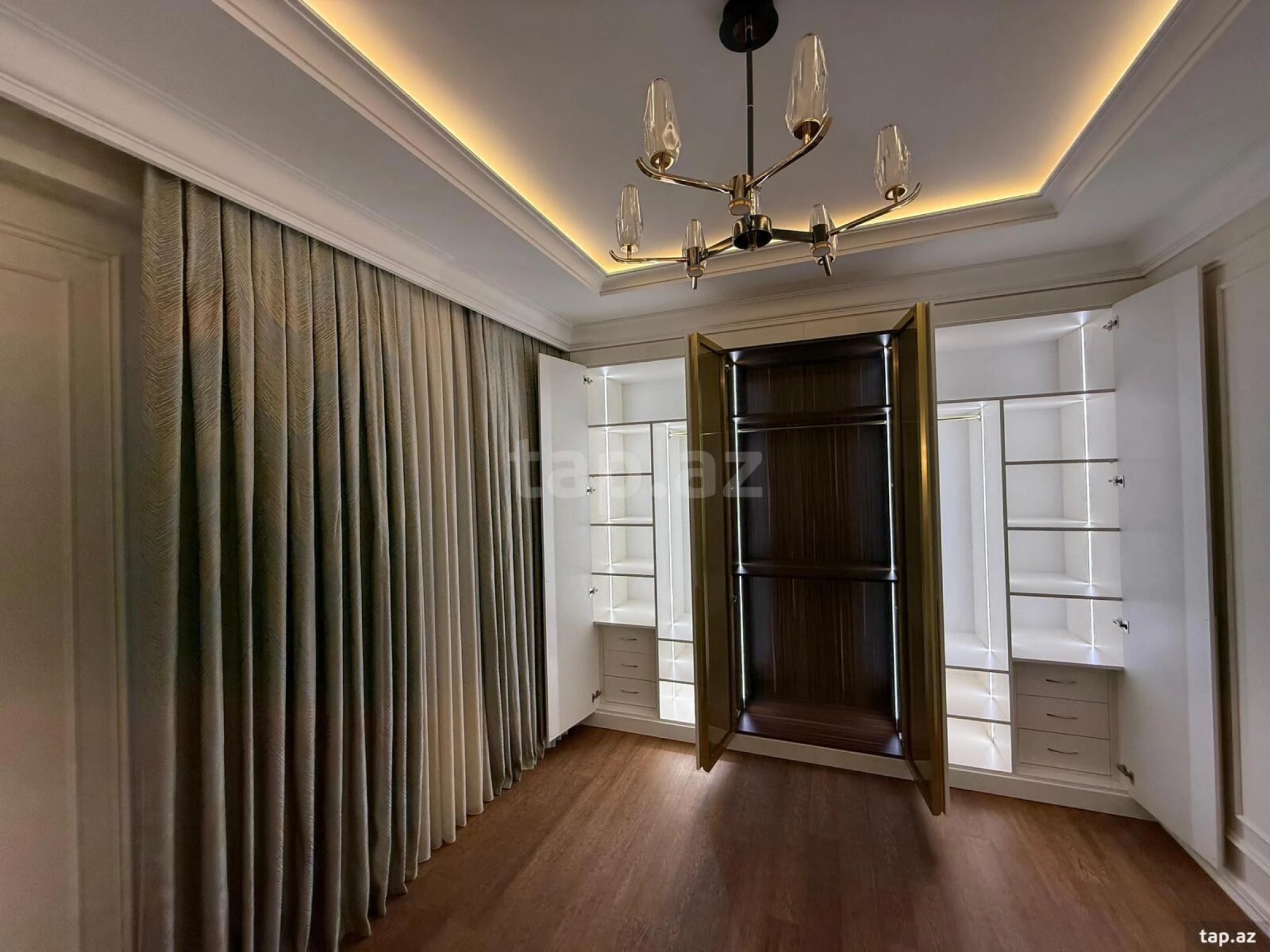 Satılır 4 otaqlı yeni tikili 189 m²