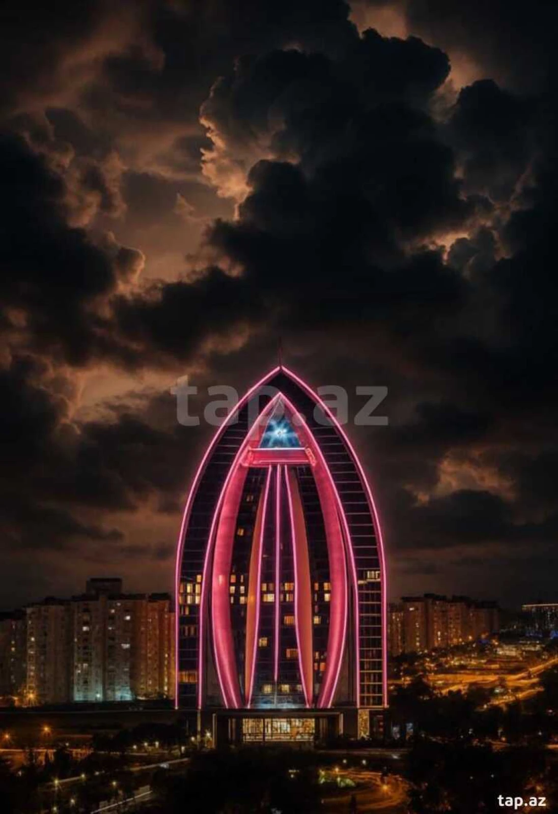 Satılır 4 otaqlı yeni tikili 189 m²