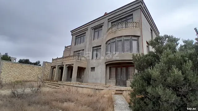 Satılır 6 otaqlı həyət evi 350 m² — Bakı, Badamdar 6 otaq 350.00 m²