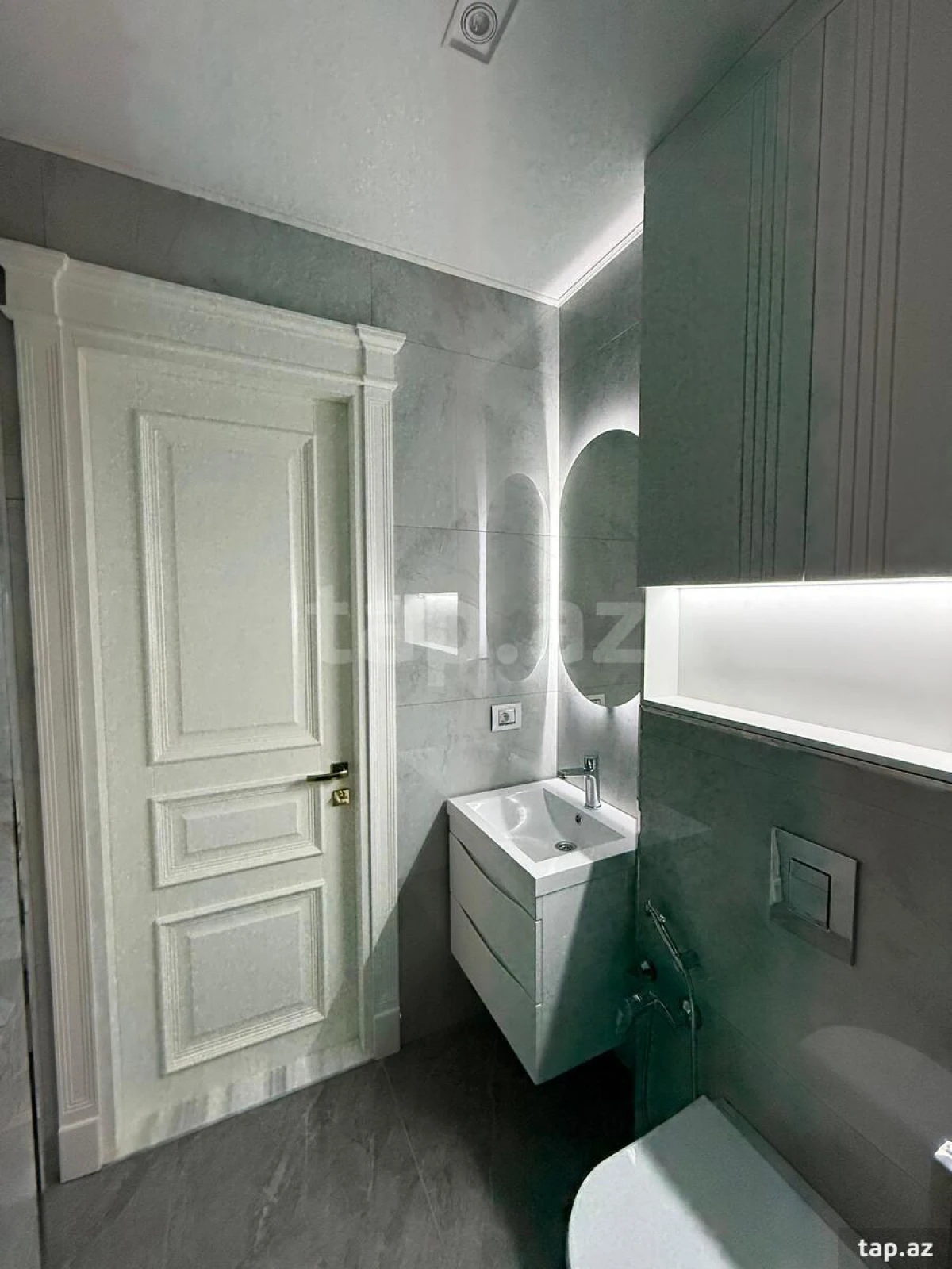 Satılır 4 otaqlı yeni tikili 179 m²