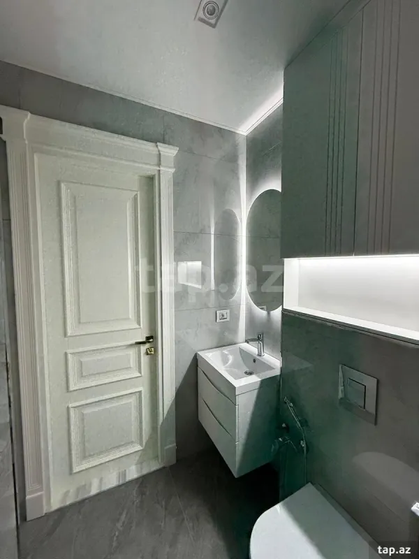 Satılır 4 otaqlı yeni tikili 179 m²