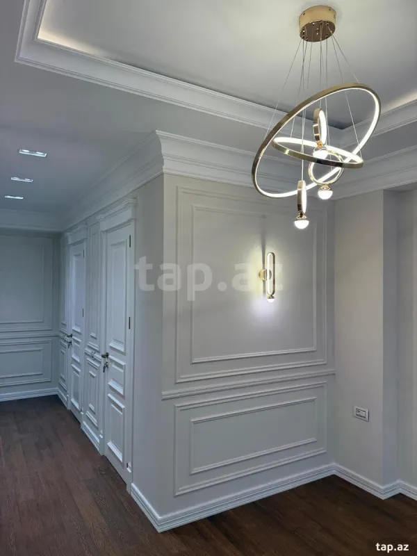 Satılır 4 otaqlı yeni tikili 179 m²