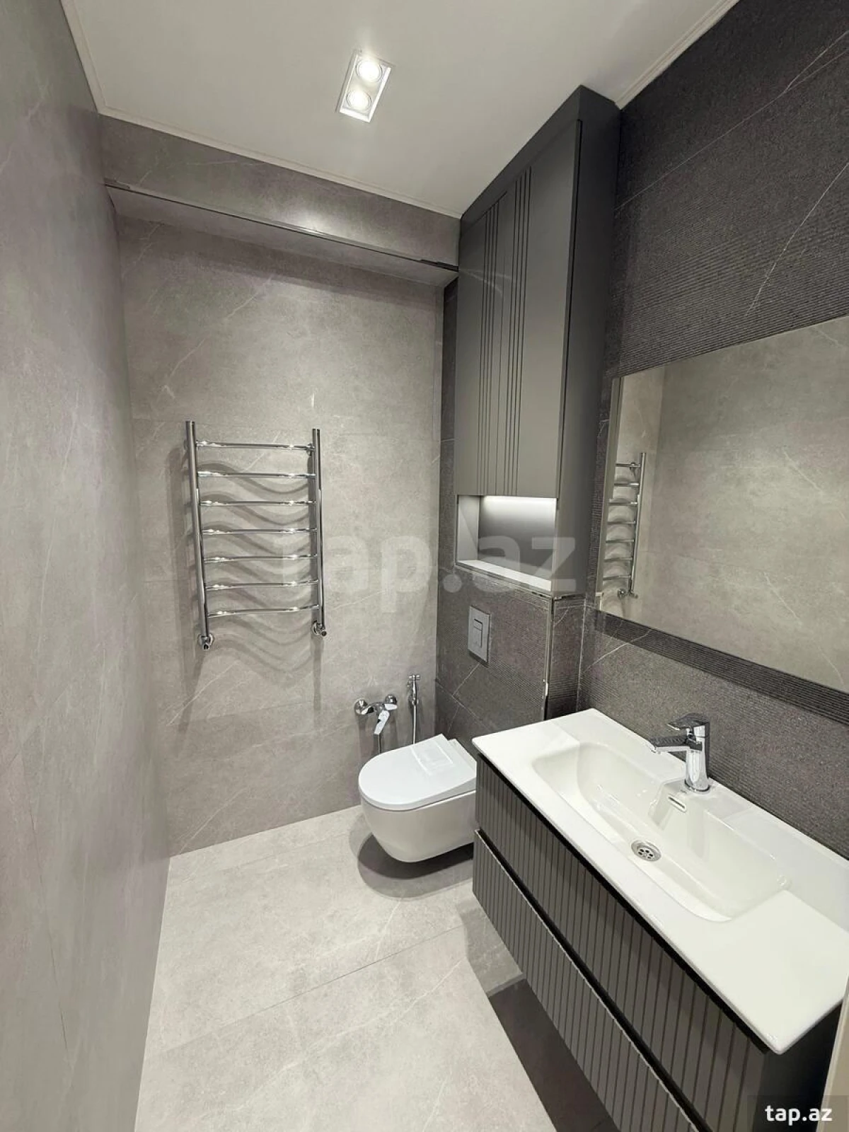 Satılır 4 otaqlı yeni tikili 179 m²