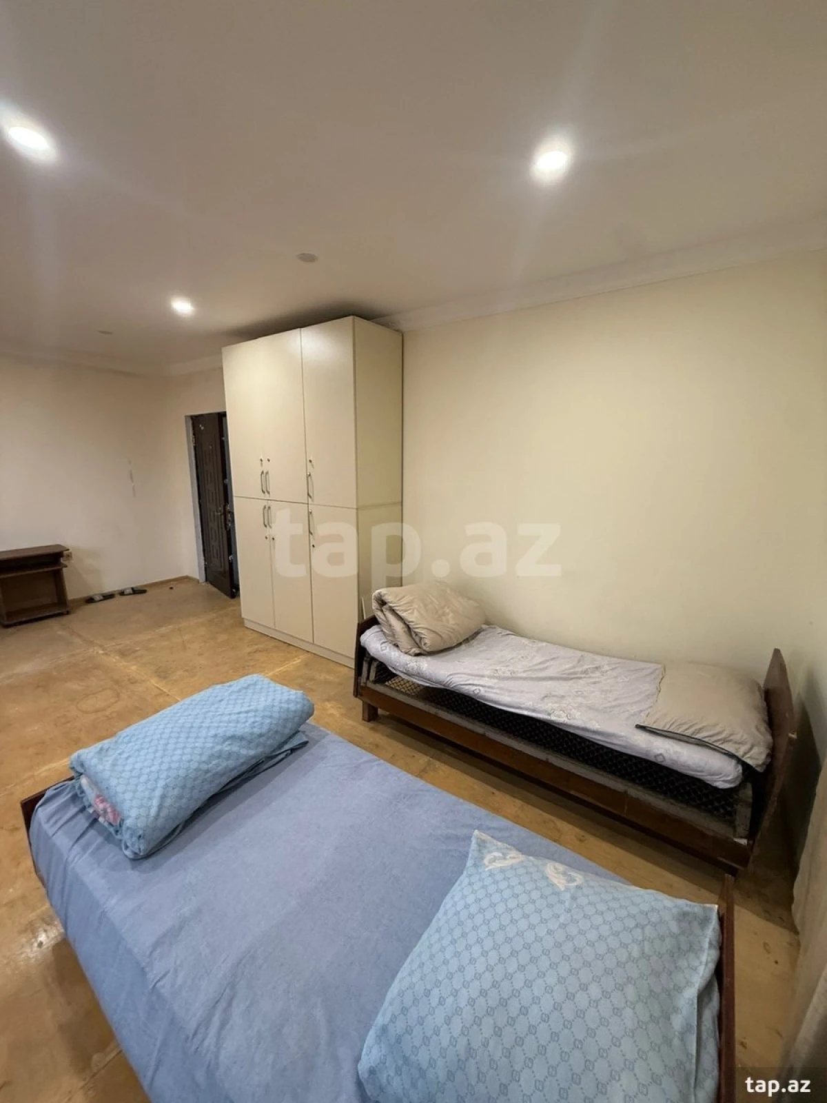 Kirayə verilir 1 otaqlı həyət evi