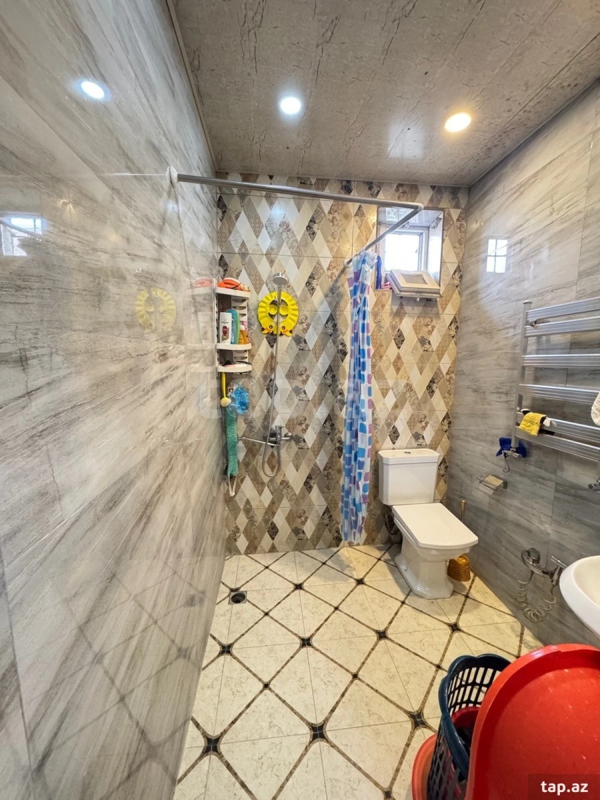 Satılır 4 otaqlı həyət evi