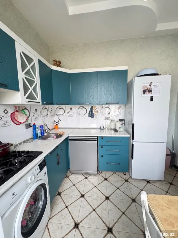 Satılır 4 otaqlı həyət evi