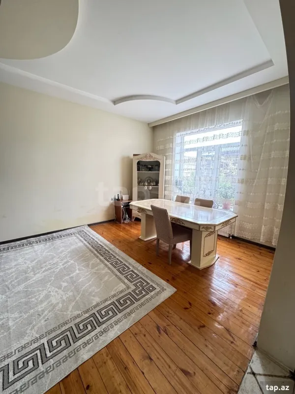 Satılır 4 otaqlı həyət evi
