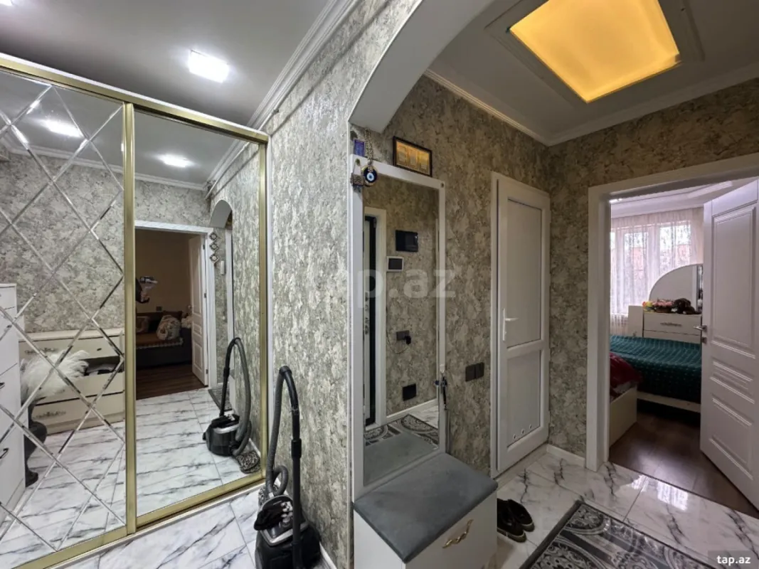 Satılır 2 otaqlı mənzil 60 m²