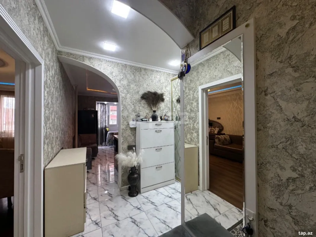 Satılır 2 otaqlı mənzil 60 m²