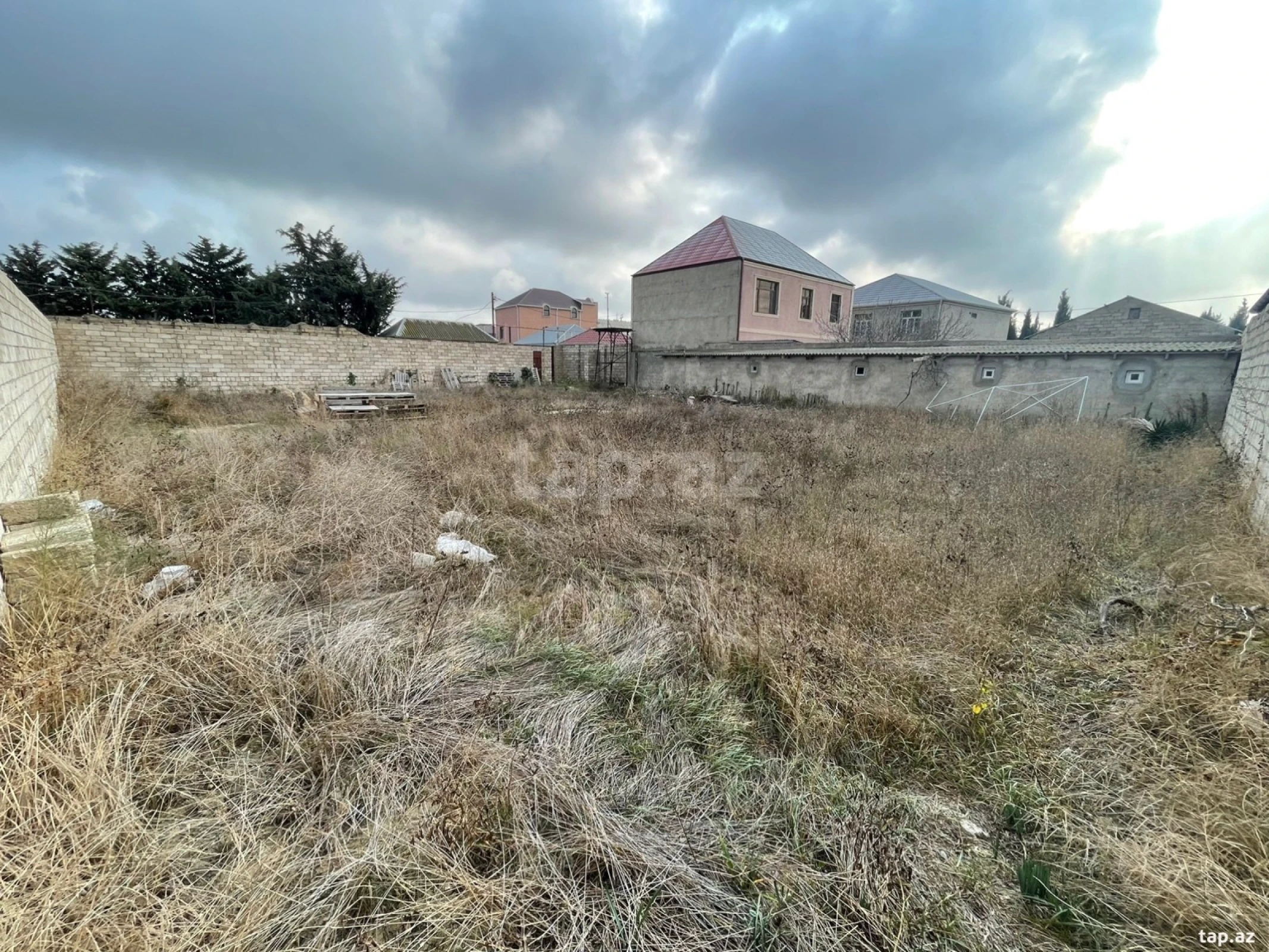 Satılır torpaq sahəsi