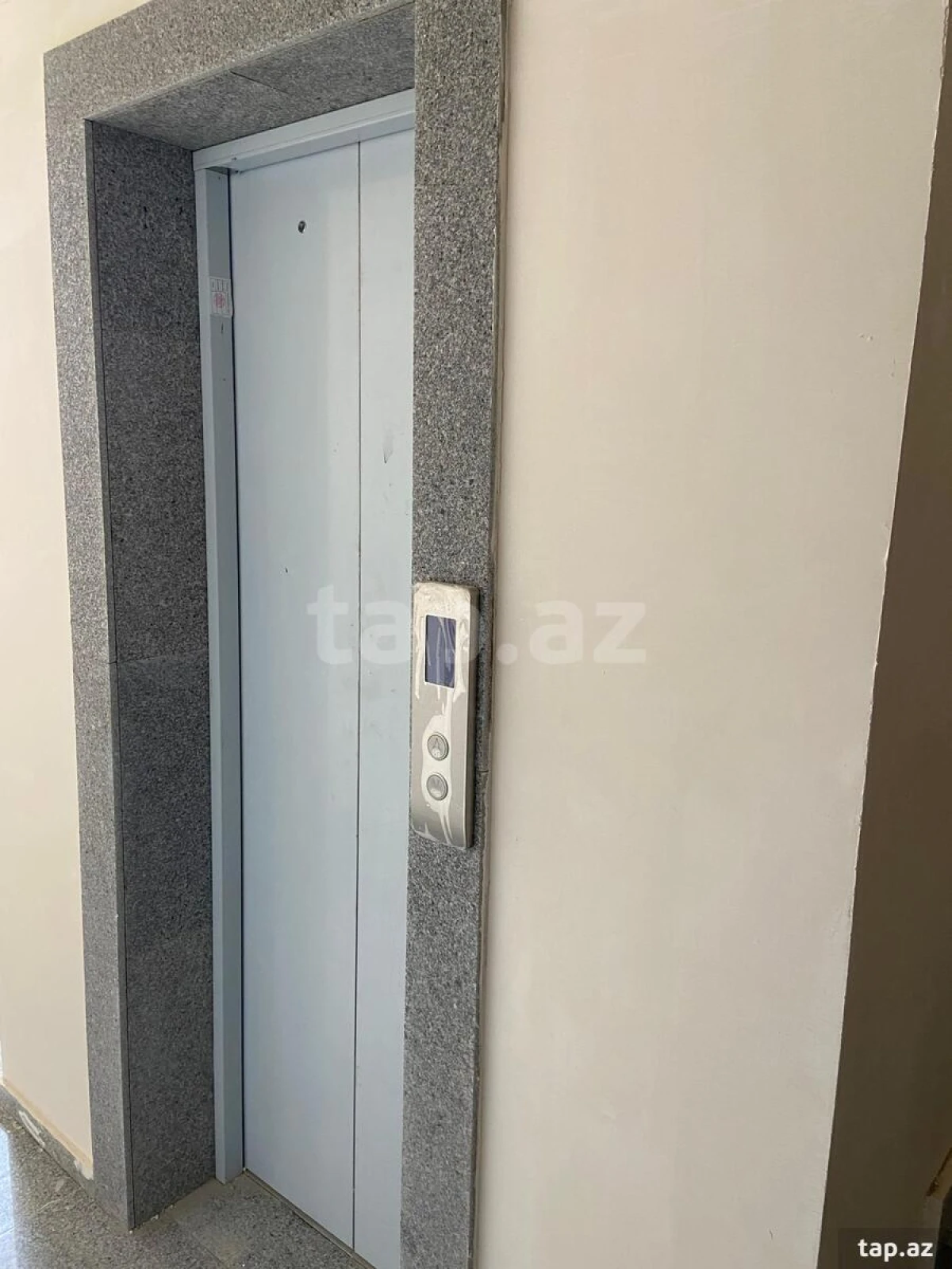 Satılır 2 otaqlı yeni tikili 53 m²