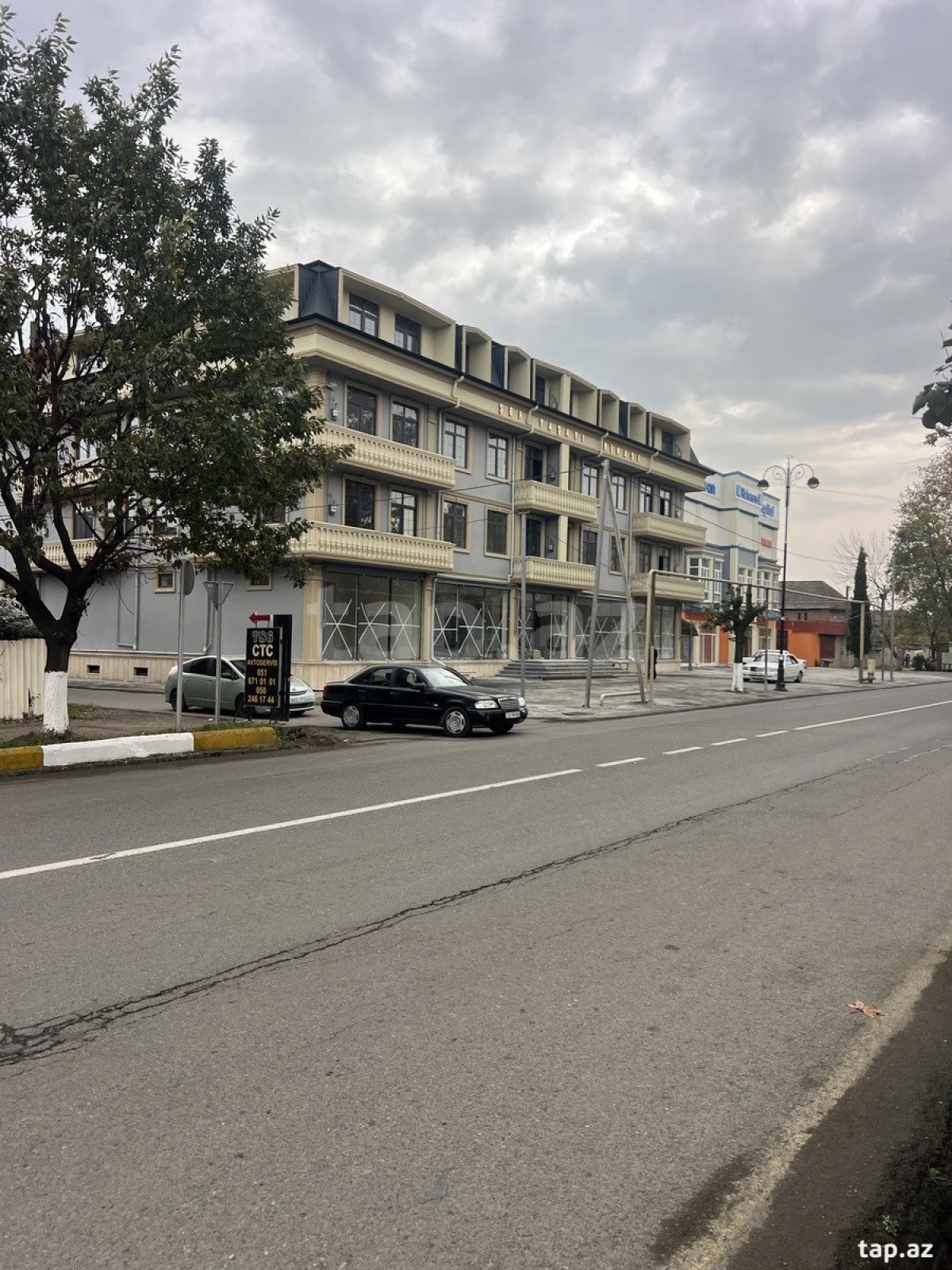 Satılır 2 otaqlı yeni tikili 53 m²