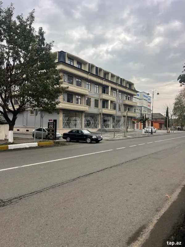 Satılır 2 otaqlı yeni tikili 53 m²