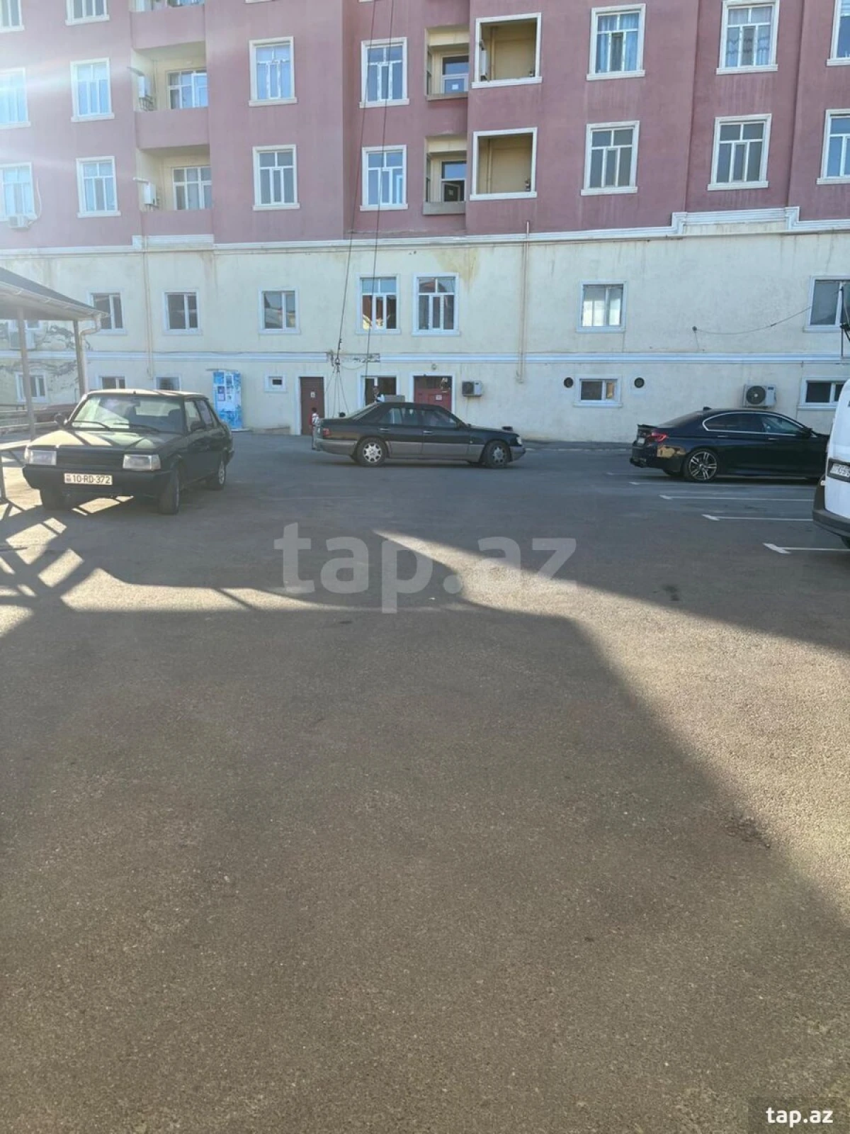 Satılır 2 otaqlı yeni tikili 83 m²