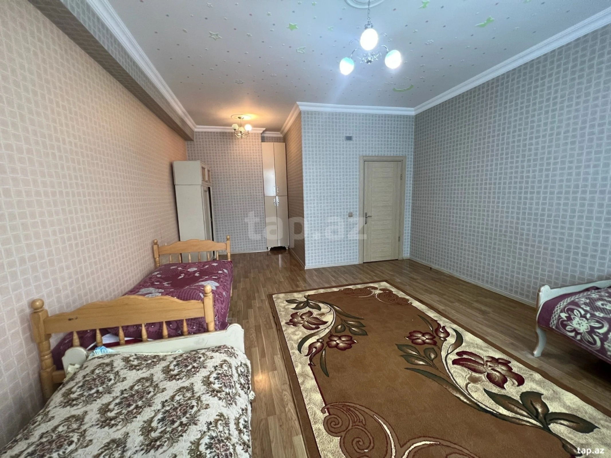 Satılır 4 otaqlı yeni tikili 143 m²