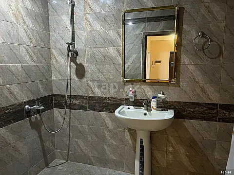 Satılır 4 otaqlı yeni tikili 143 m²
