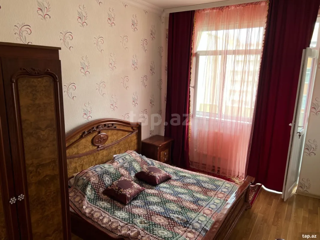 Satılır 4 otaqlı yeni tikili 143 m²