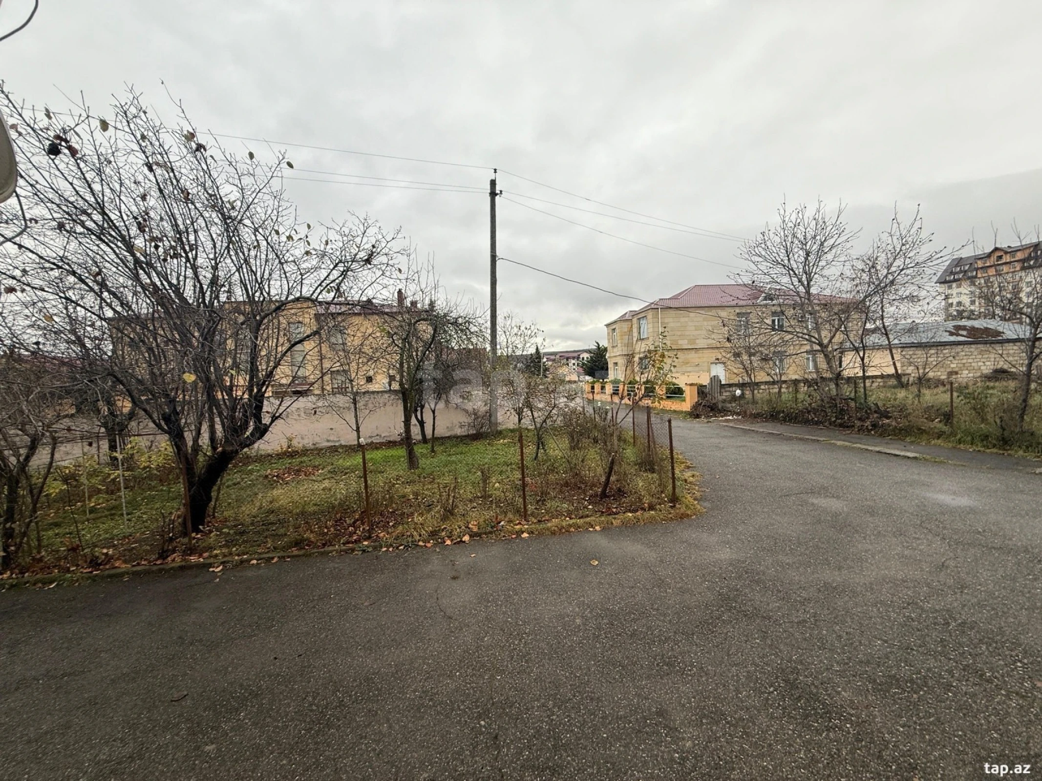 Satılır 2 otaqlı mənzil 70 m²