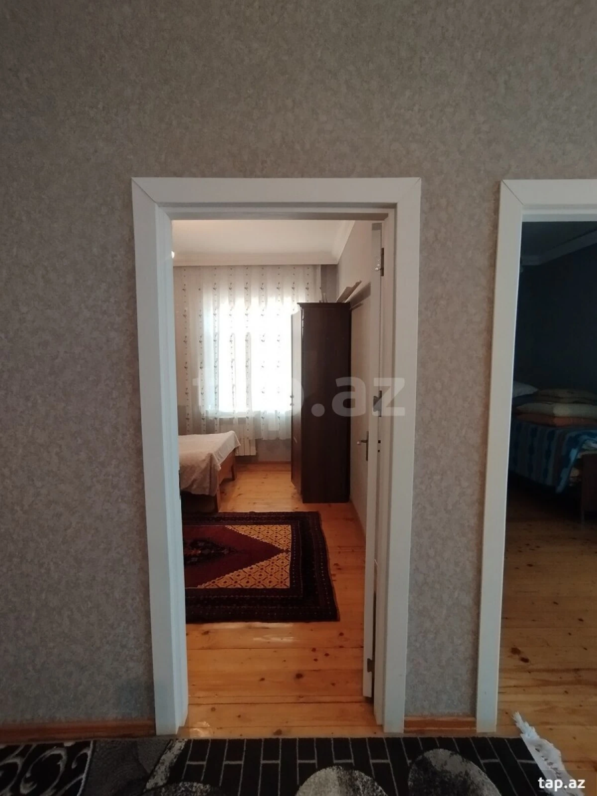 Satılır 7 otaqlı həyət evi