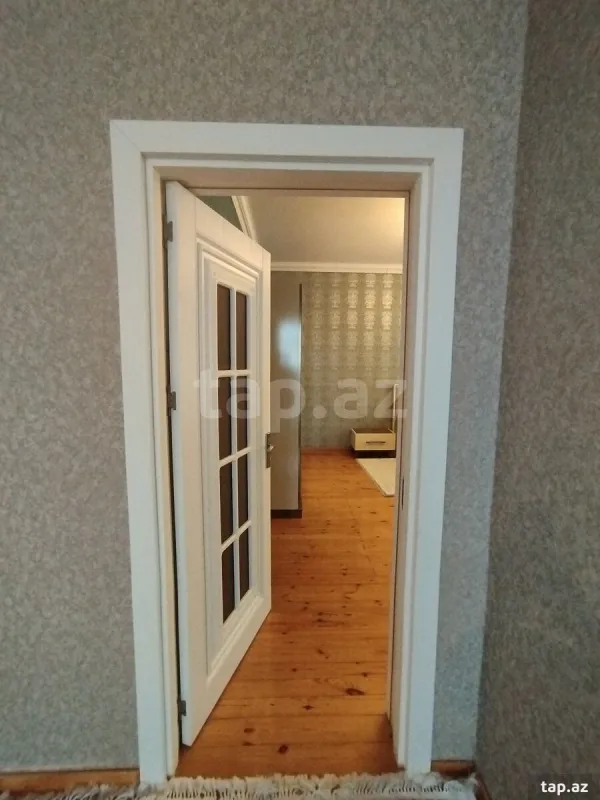 Satılır 7 otaqlı həyət evi