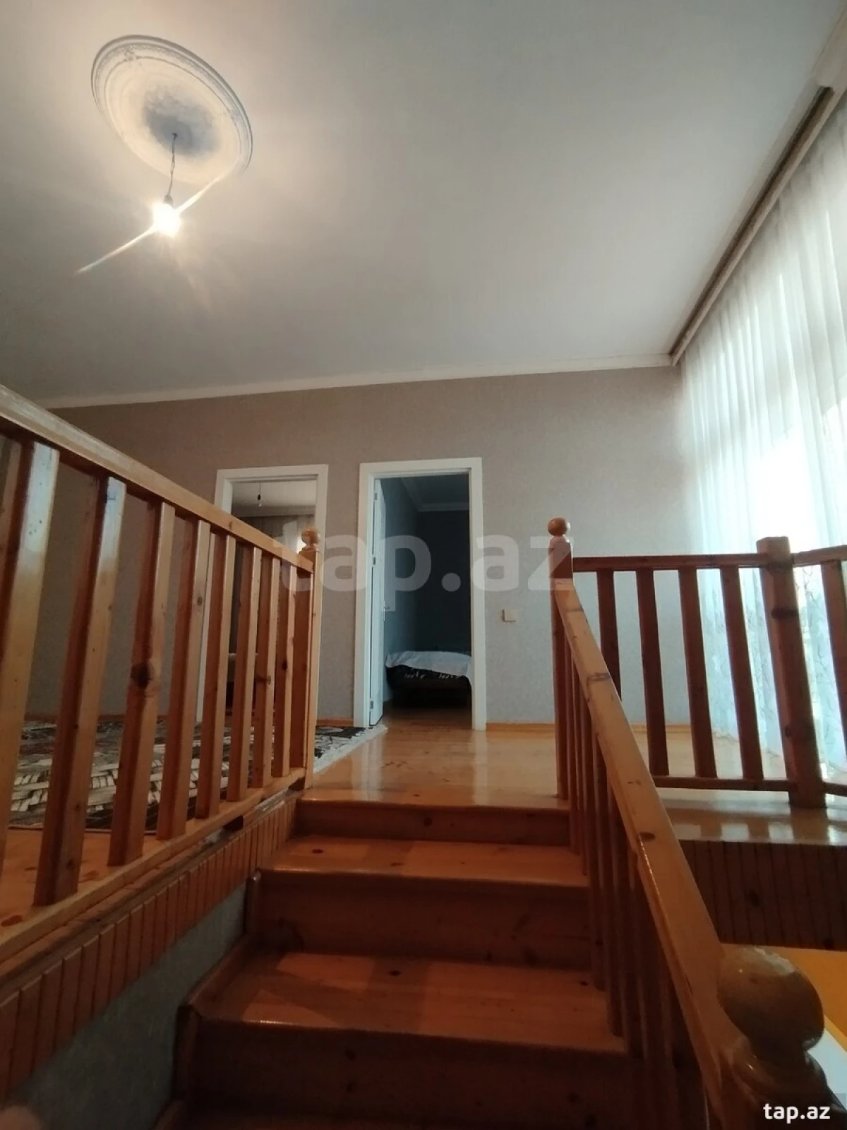 Satılır 7 otaqlı həyət evi