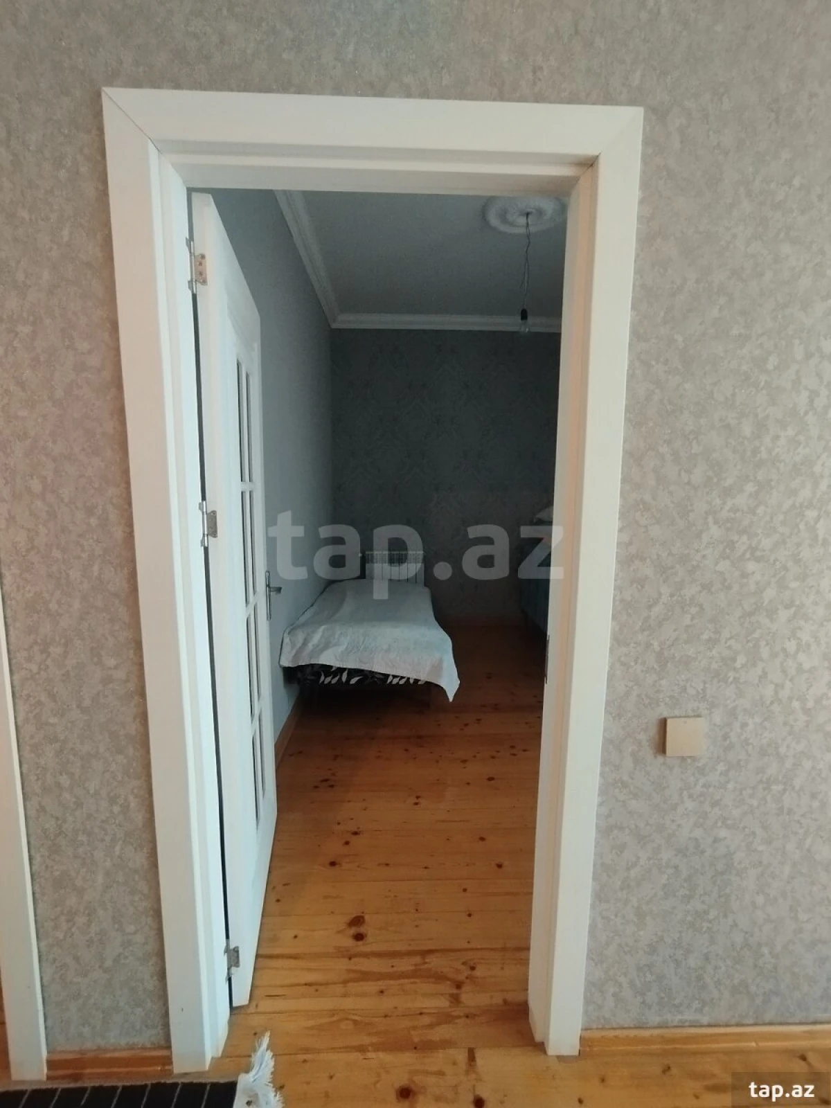 Satılır 7 otaqlı həyət evi