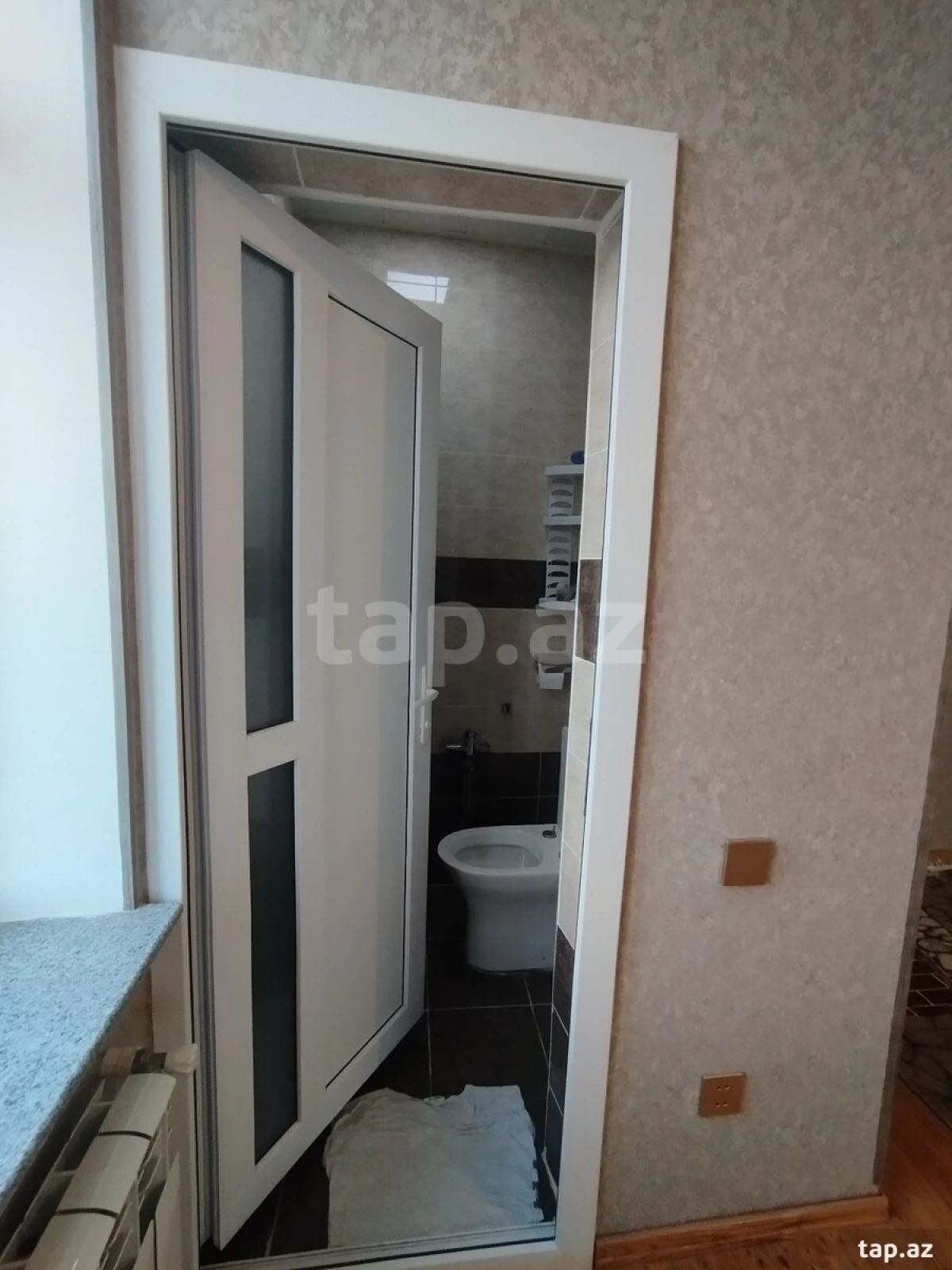 Satılır 7 otaqlı həyət evi