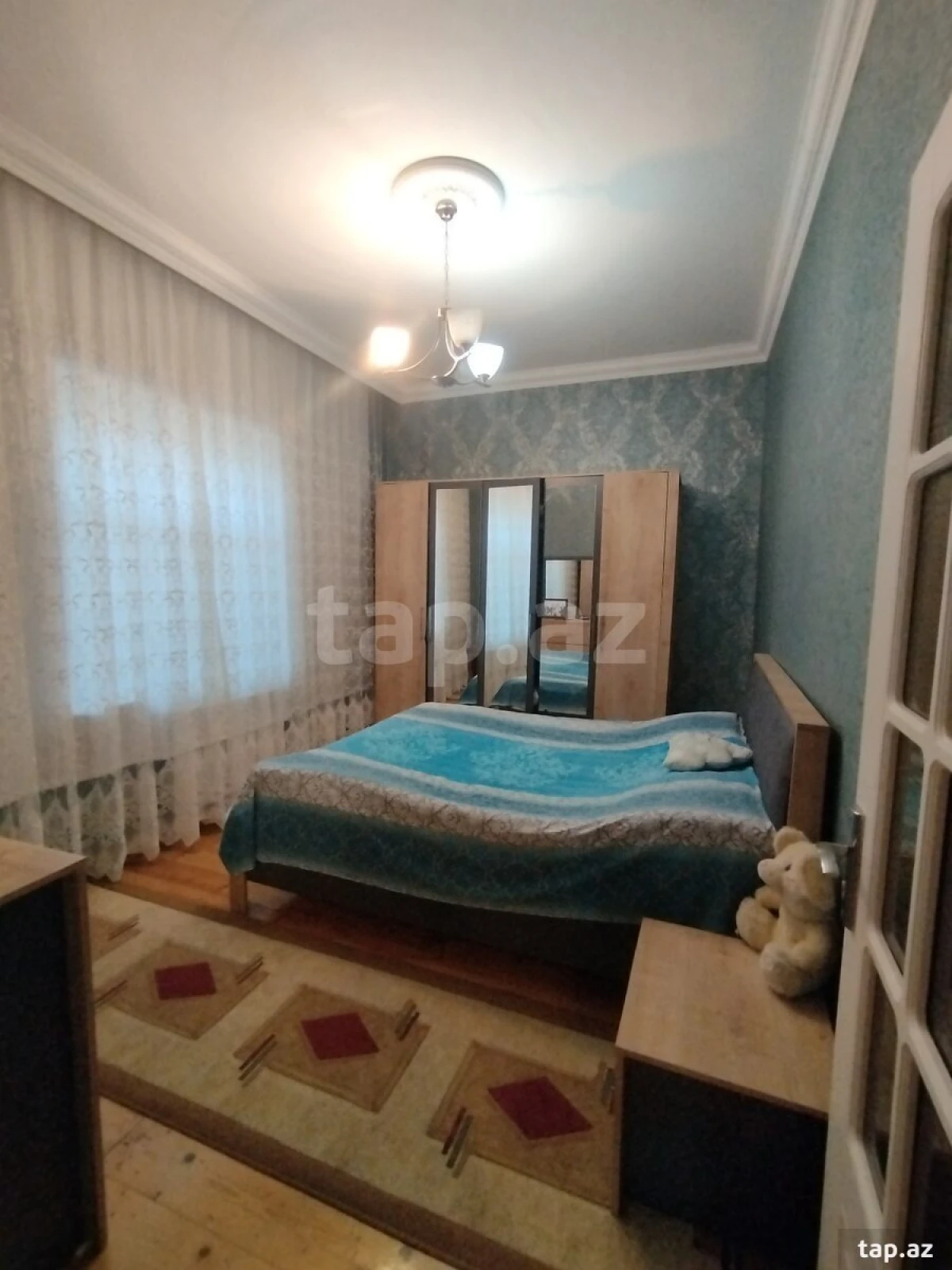 Satılır 7 otaqlı həyət evi