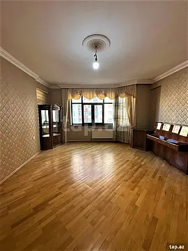 Satılır 3 otaqlı yeni tikili 121 m²