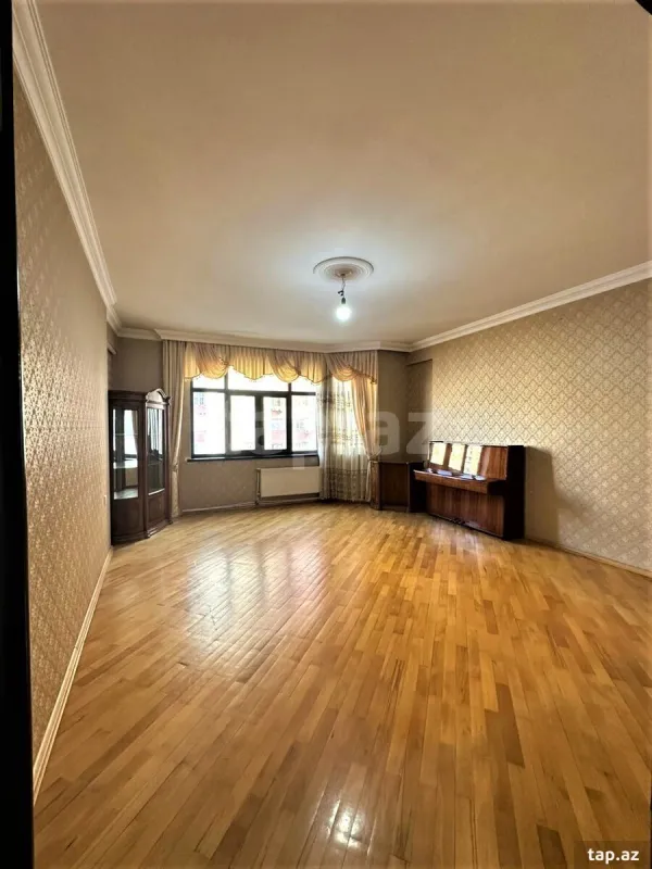 Satılır 3 otaqlı yeni tikili 121 m²