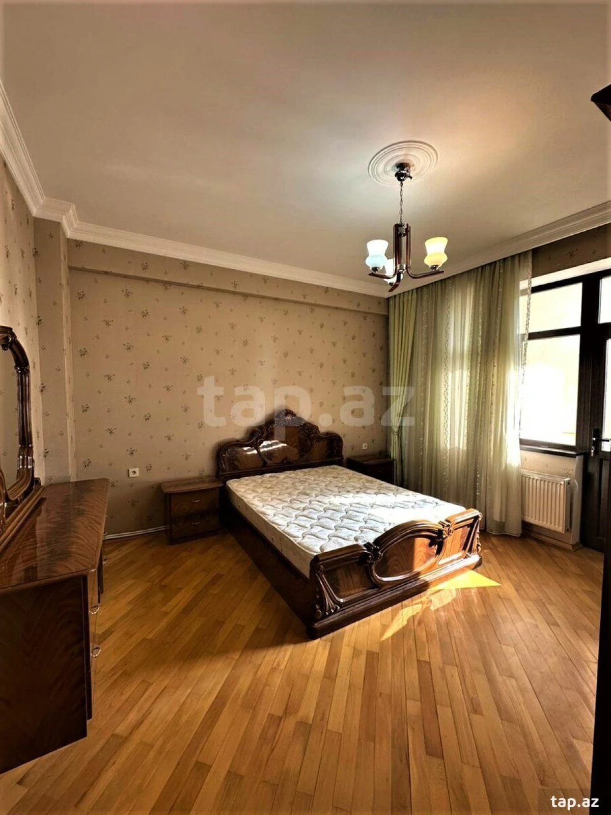 Satılır 3 otaqlı yeni tikili 121 m²