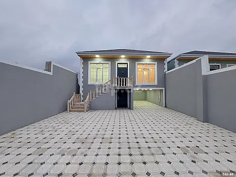 Satılır 4 otaqlı həyət evi