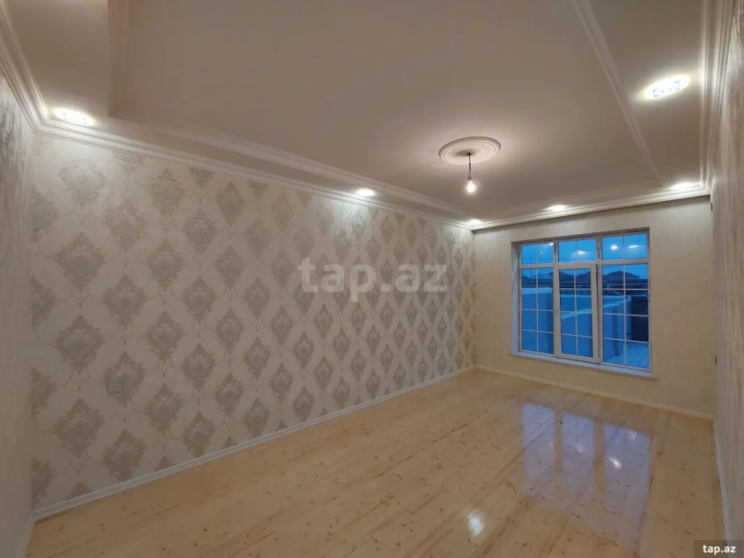 Satılır 4 otaqlı həyət evi