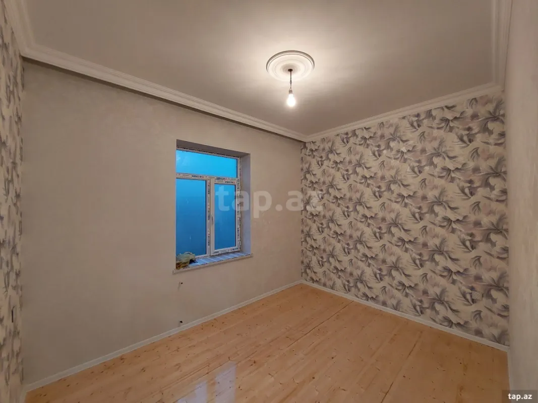 Satılır 4 otaqlı həyət evi