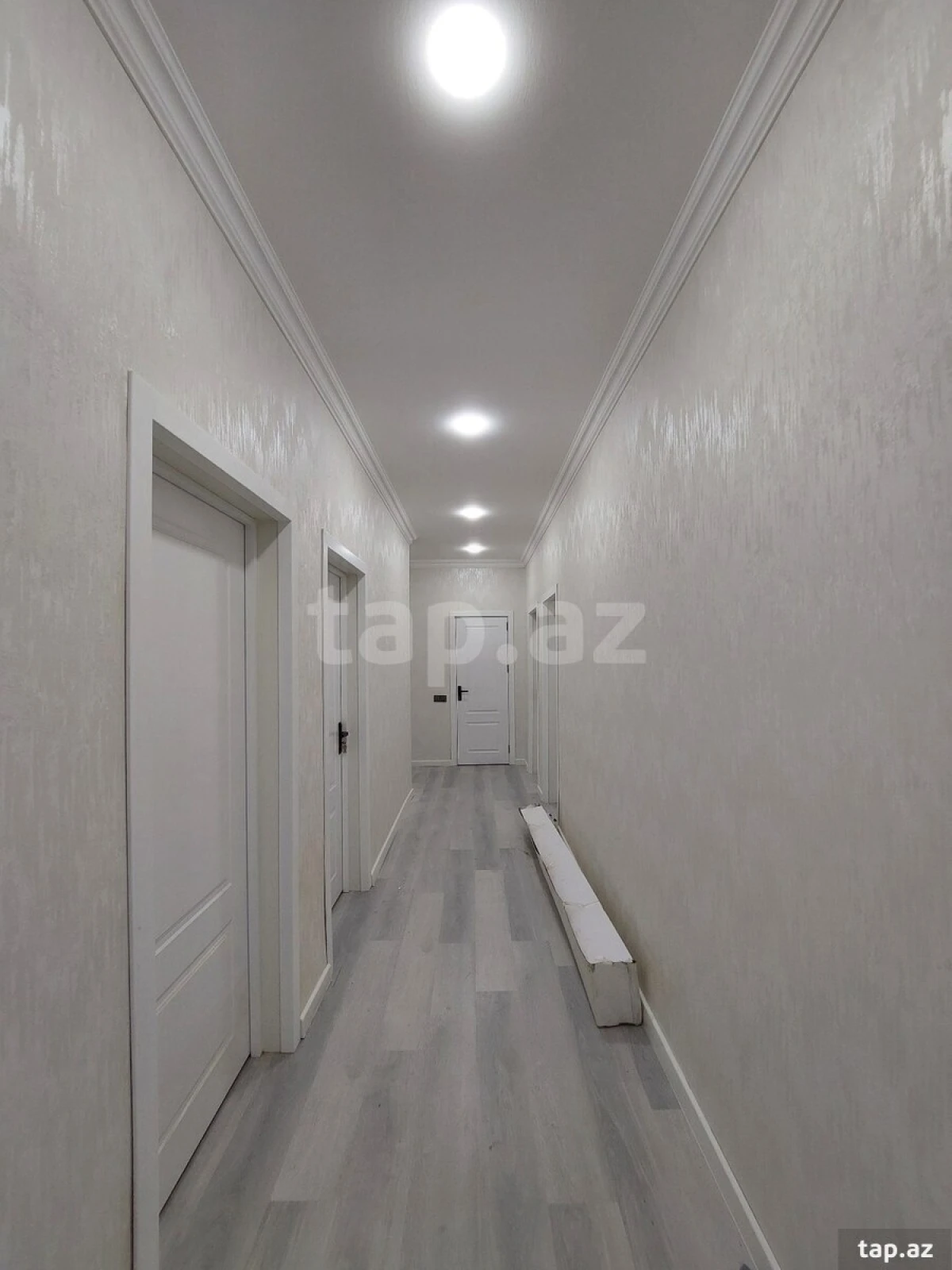 Satılır 4 otaqlı həyət evi