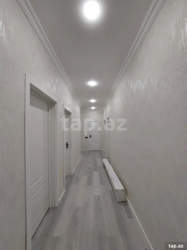 Satılır 4 otaqlı həyət evi