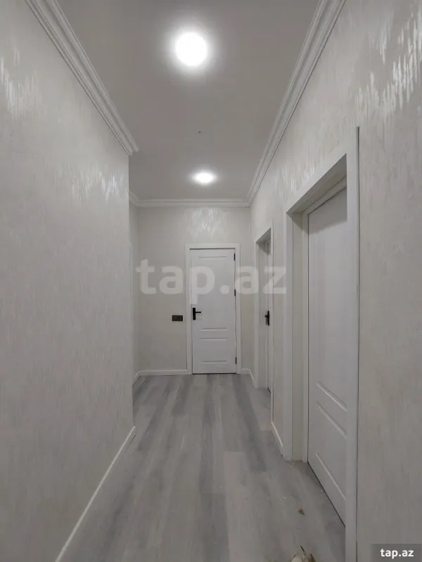 Satılır 4 otaqlı həyət evi