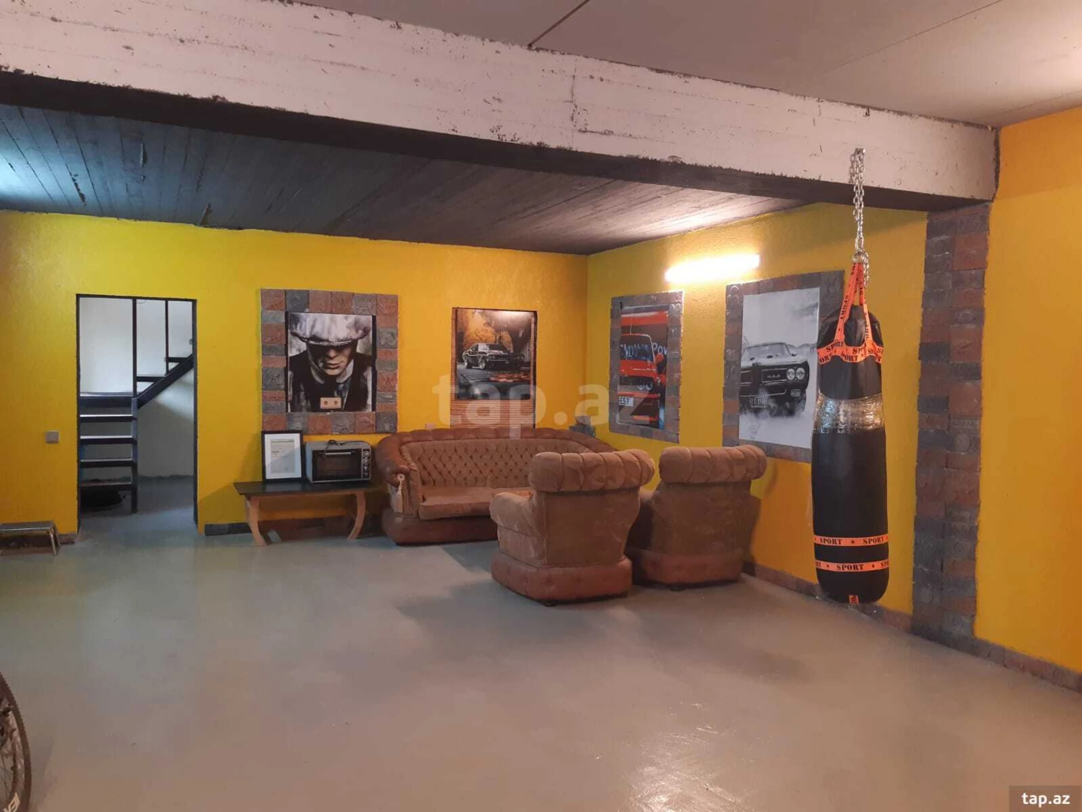 Satılır 6 otaqlı həyət evi