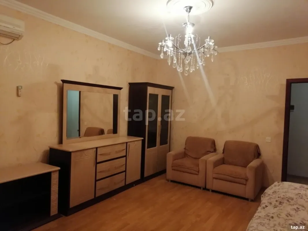 Kirayə verilir 2 otaqlı yeni tikili 70 m²