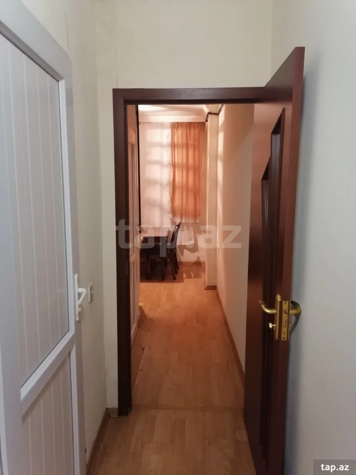 Kirayə verilir 2 otaqlı yeni tikili 70 m²