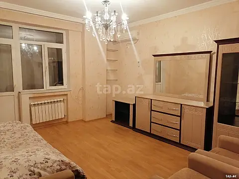 Kirayə verilir 2 otaqlı yeni tikili 70 m²