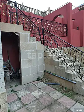 Satılır 5 otaqlı həyət evi