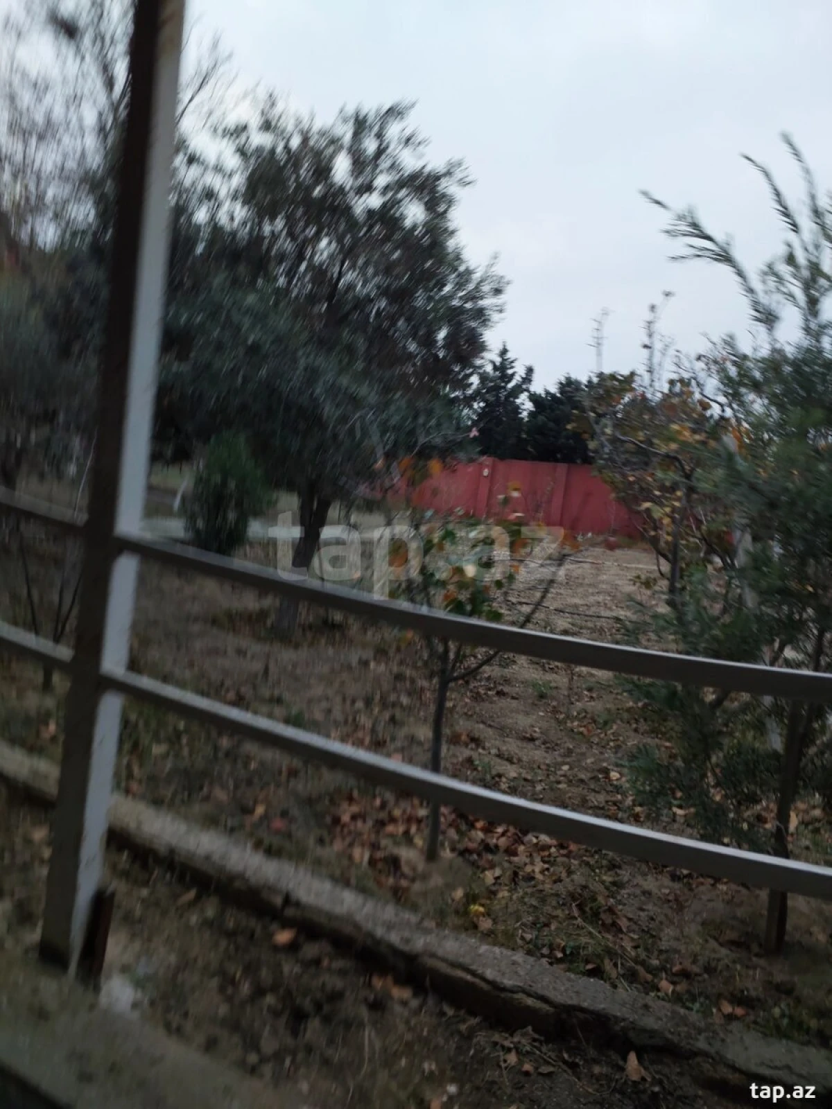 Satılır 5 otaqlı həyət evi